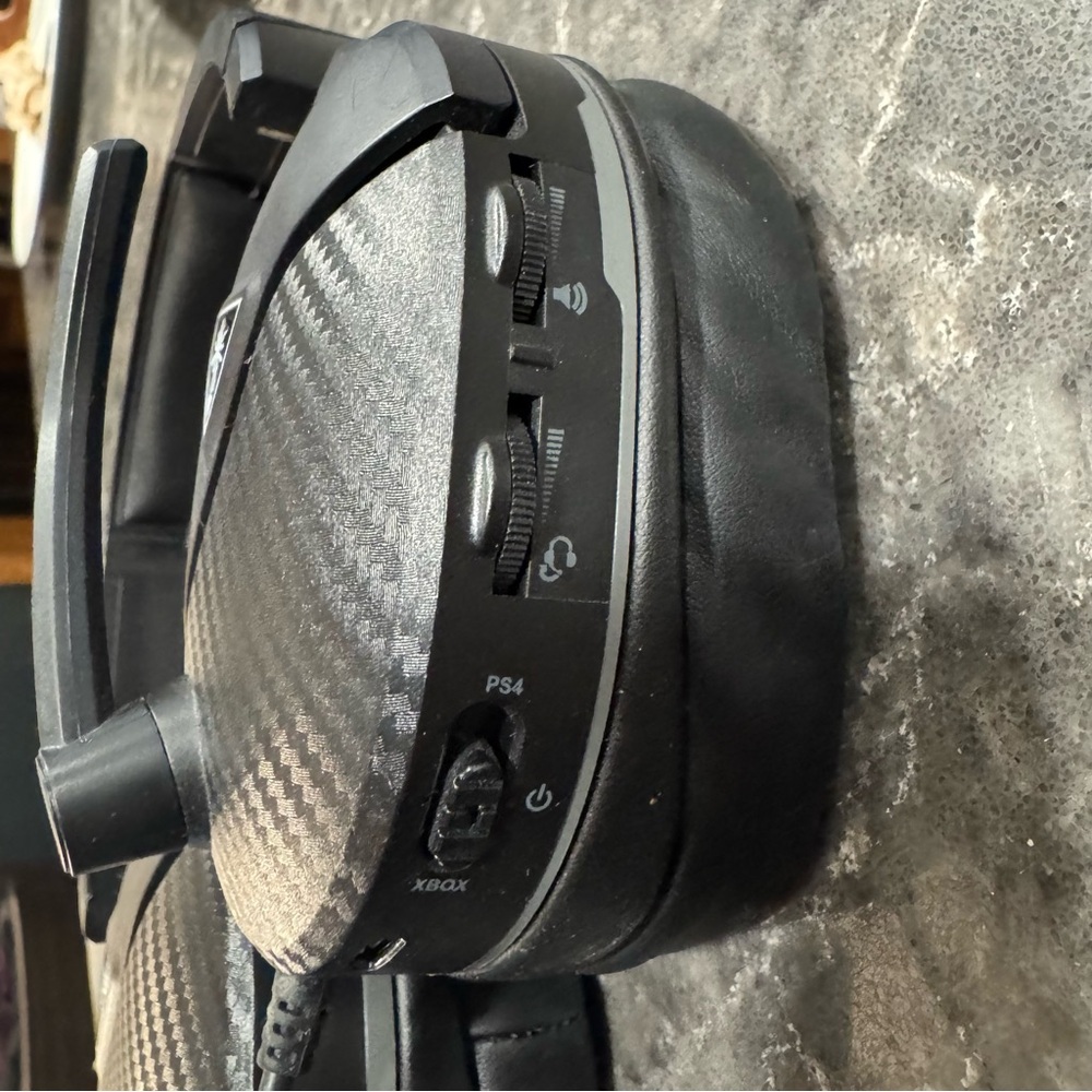 Turtle Beach Recon 200 Powered Gaming Wired Headset - Picture 4 of 9
